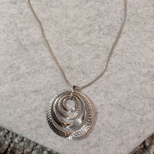Elegant Silver Pendant Necklace